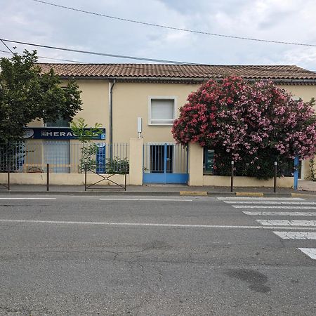L'Instant Sorgue Appartement LʼIsle-sur-la-Sorgue Buitenkant foto