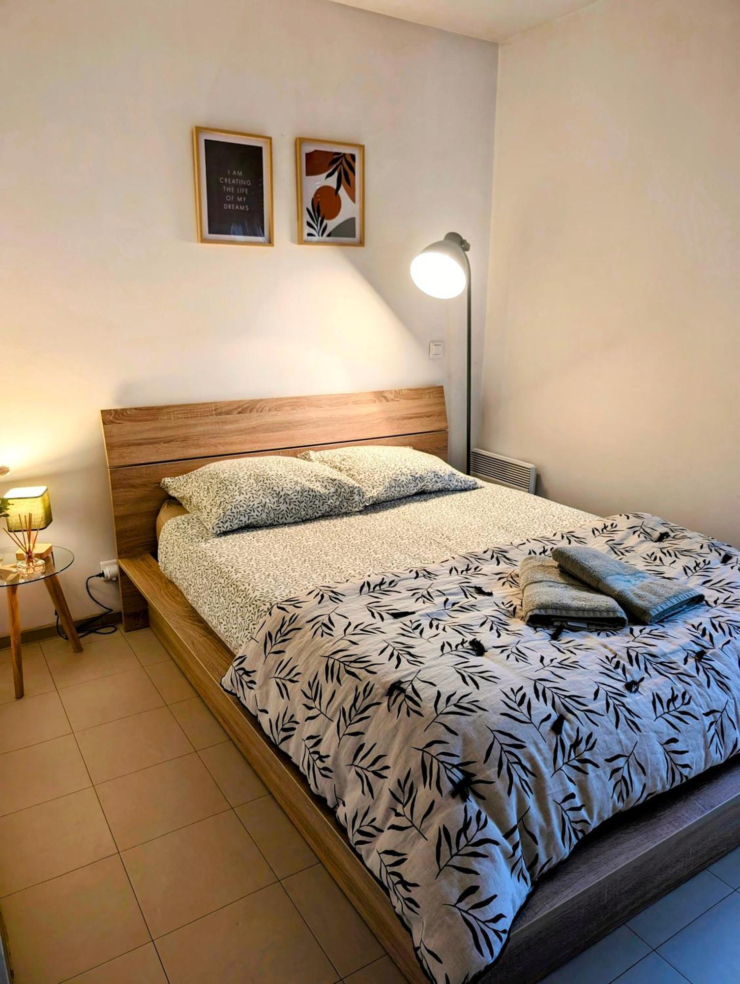 L'Instant Sorgue Appartement LʼIsle-sur-la-Sorgue Buitenkant foto